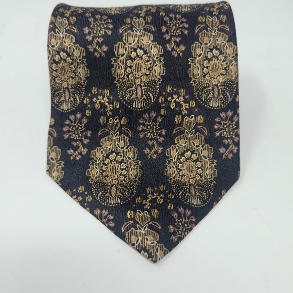 The Metropolitan Museum of Art Other - The Metropolitan Museum of Art Black and Gold Tapestry Medallion 100% Silk Tie